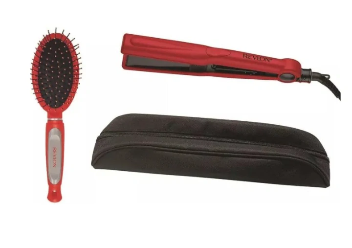 REVLON  sada žehlička na vlasy, kartáč + cestovní pouzdro - RVST2176GPE 