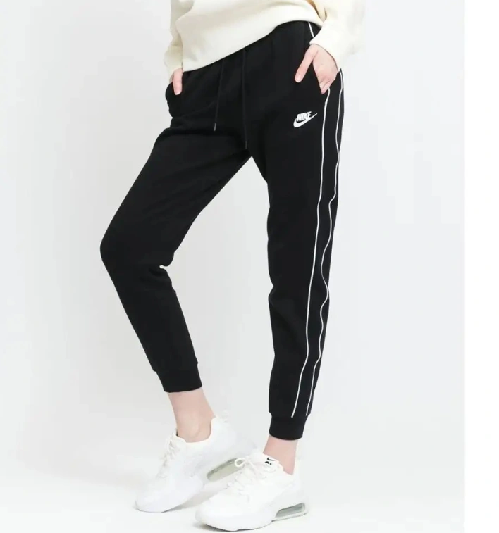 Dámské kalhoty Nike Sportswear Jogging Joggers CZ8340-010